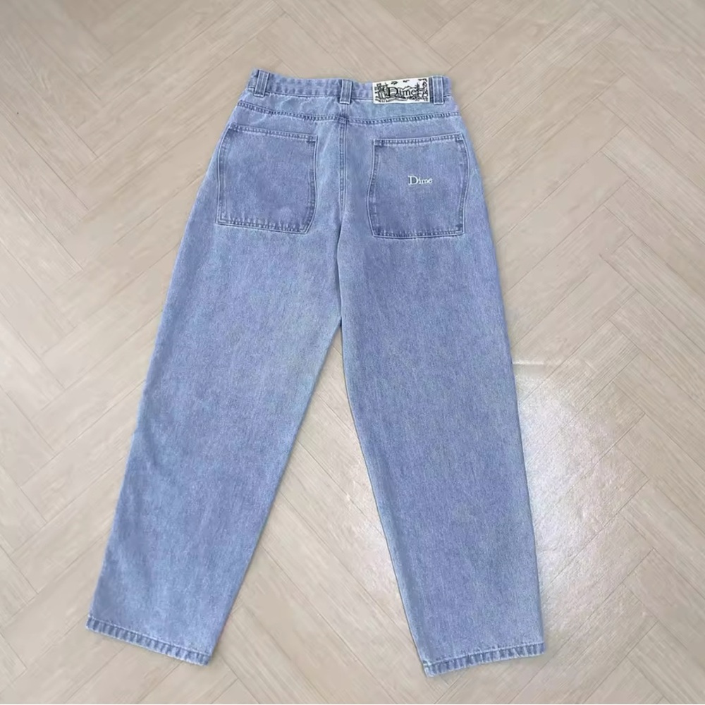 Blue dime jean